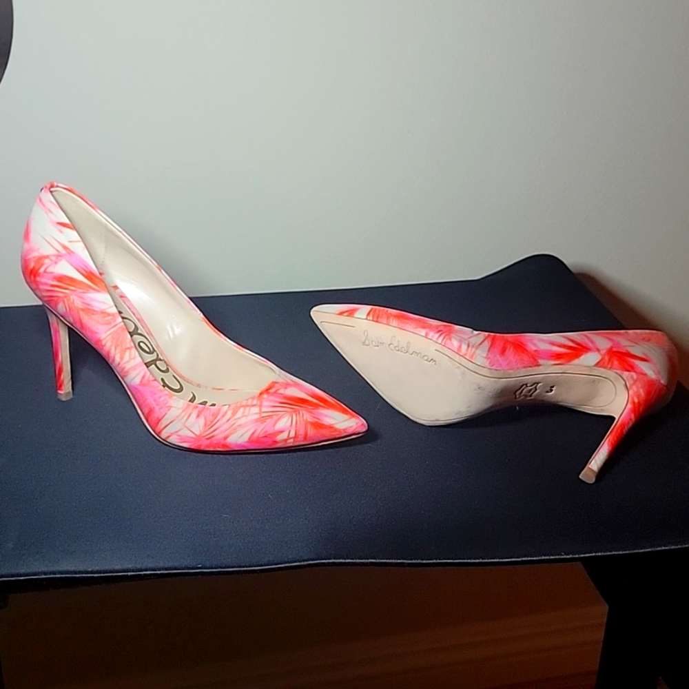 Sam Edelman Hazel Coral Pumps